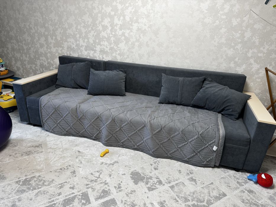 Продам диван, хорошый