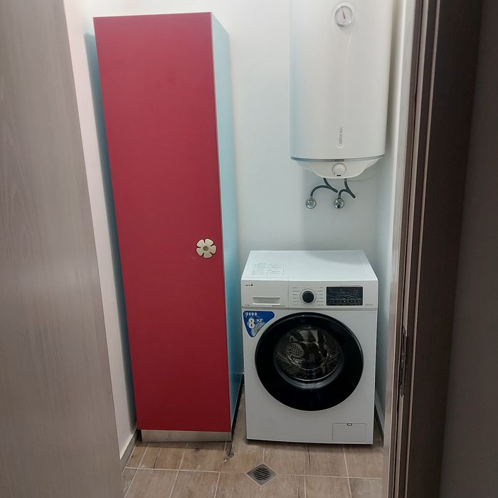 Дава се под наем Тристаен апартамент в Бургас, Славейков - 72 кв.м за 612 € - Снимка #7