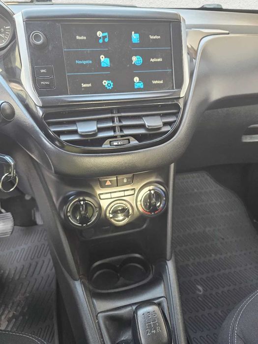 Peugeot 208 / 2020 / 1.5 Diesel / Euro 6 / 100 Cp / Kit Ambreiaj nou