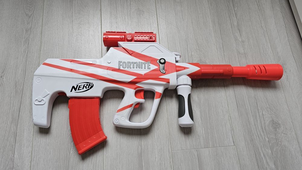 Детски пистолети NERF