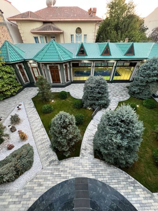 Евродом  посольство Италии 8 соток