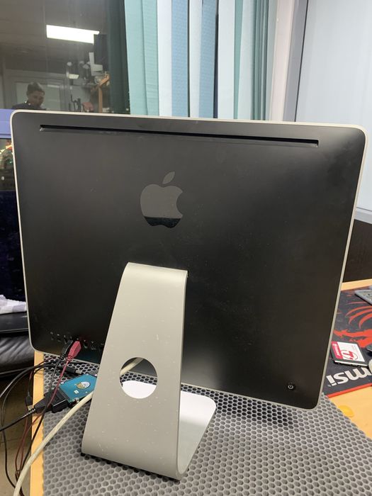 iMac 20 2007. Windows 7.