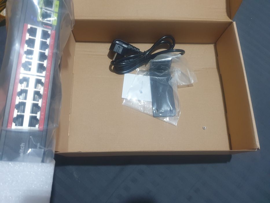 Smart poe switch