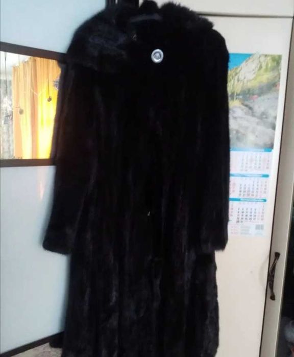 Продам шубу Норка