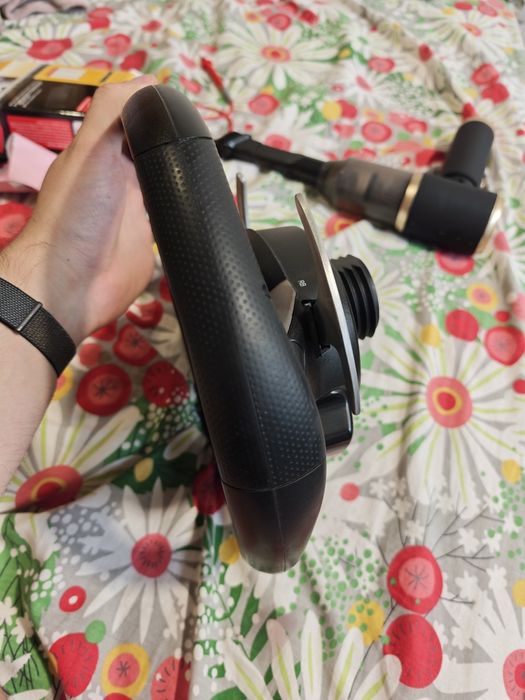 Volan Thrustmaster Ferrari 458 Italia și Pedale