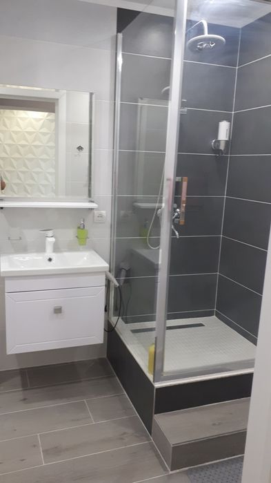 Сдам 2х комнатную  квартиру