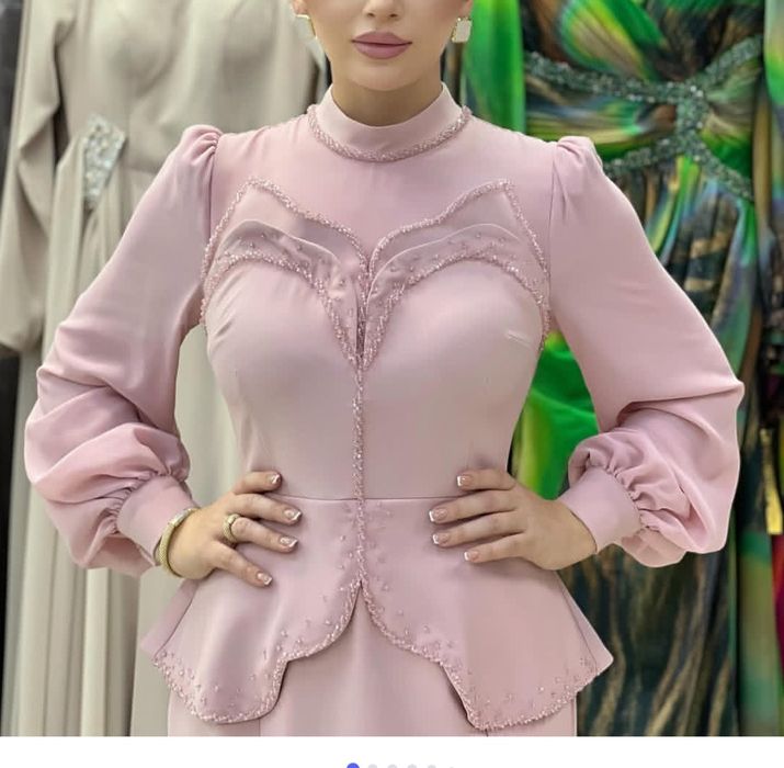 Вечернее нарядное платье