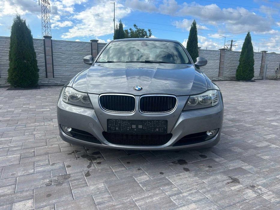 BMW Seria 3 2010 — imagine 5