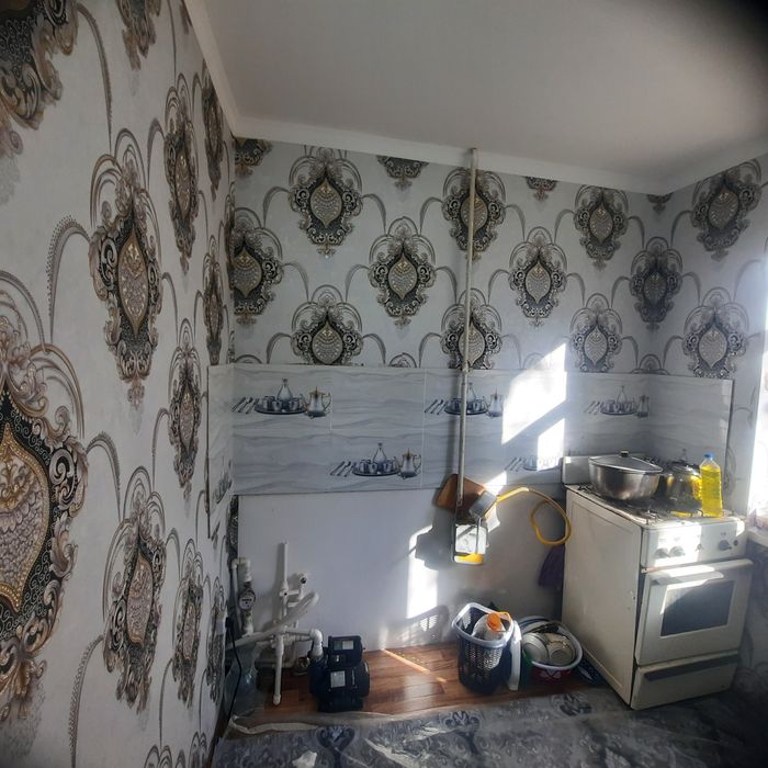 Uy sotiladi shahar markazida