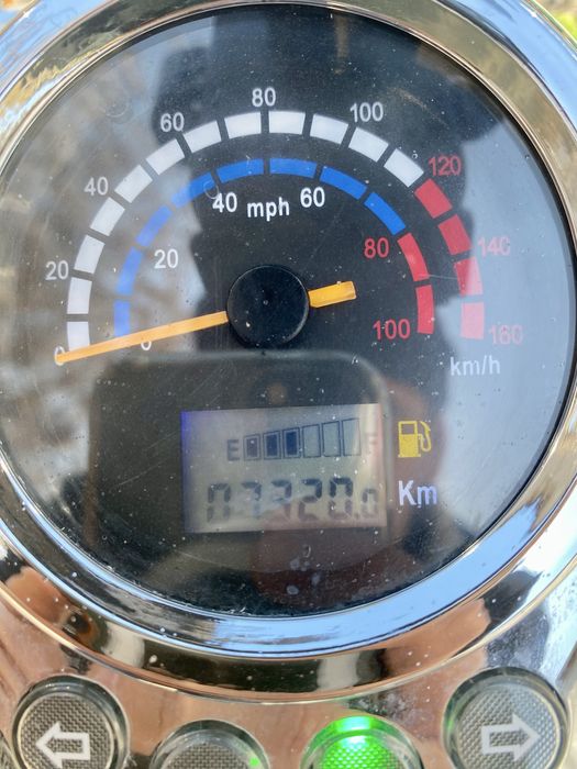 Продам мотоцикл lifan LF250-b