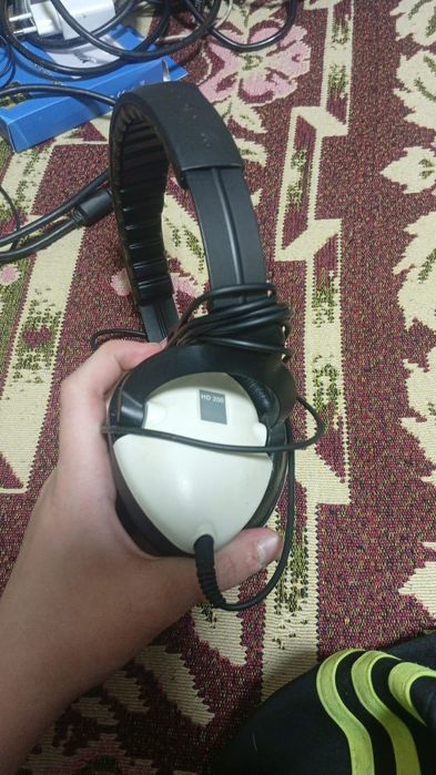 Наушники в хорошем состоянии