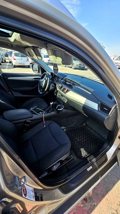 BMW X1 2012 — imagine 5