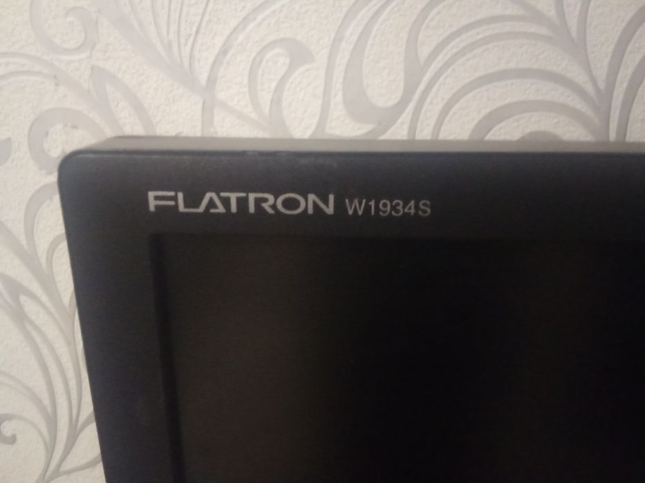 Монитор + клавиатура+ мышка