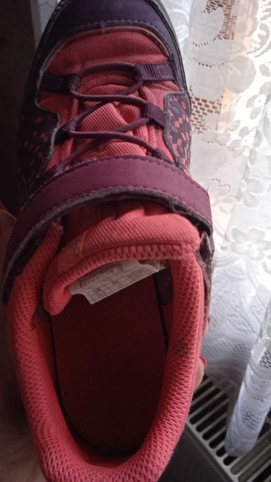 Маратонки Quechua 32 номер