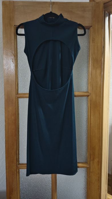 Продаю платья 44р