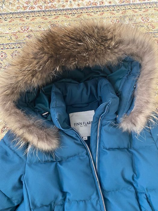 Зимний пуховик женский