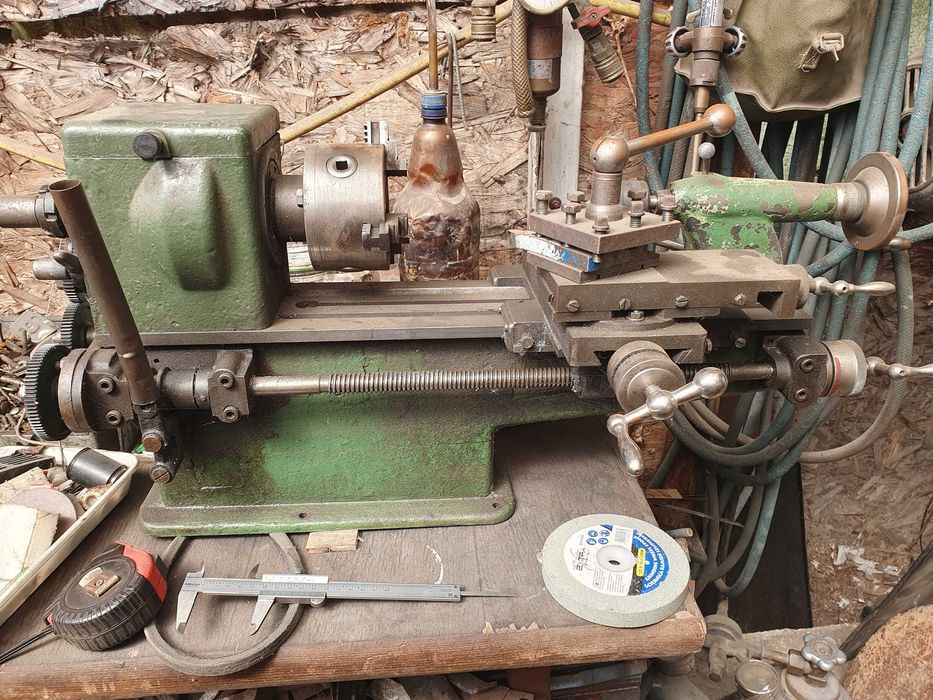 mobila termopane 100 buc  mat. de constructii