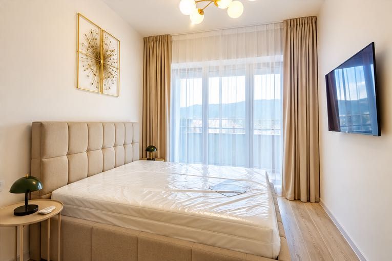 Penthouse 113 mp total | 2 dormitoare | 2 bai| Terasa generoasa | Etaj 11/11 | Vedere Tâmpa | Parcare subterană | Coresi