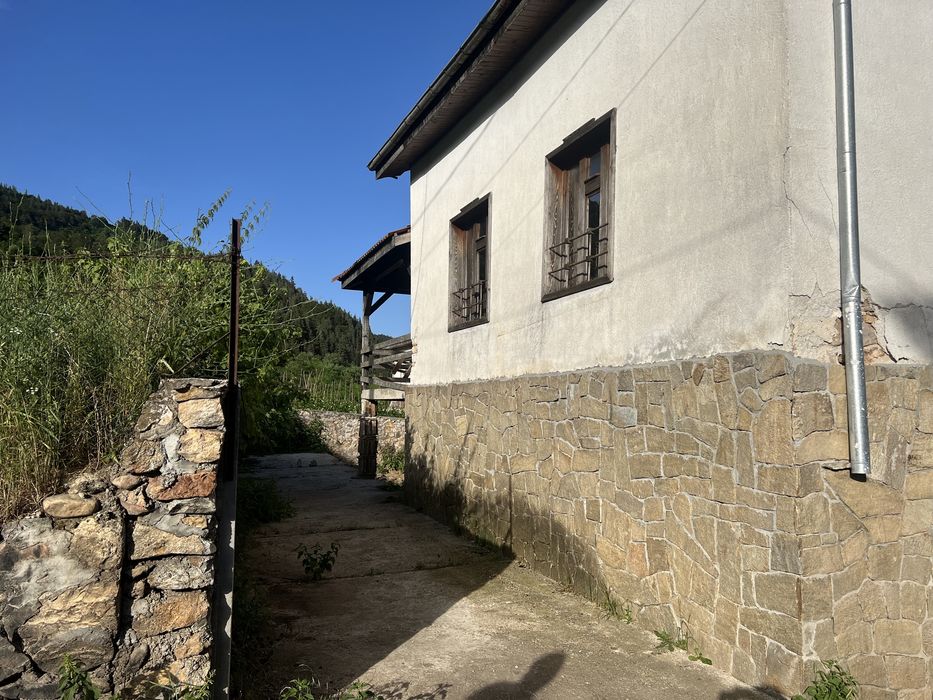 Продава се Къща в с. Смилян, Област Смолян - 142 кв.м за 557 €/кв.м - Снимка #2