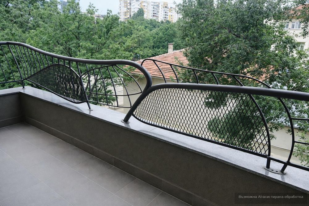 Четиристаен апартамент в ж.к. Стрелбище..