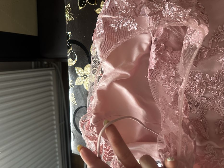 Официална рокля за повод