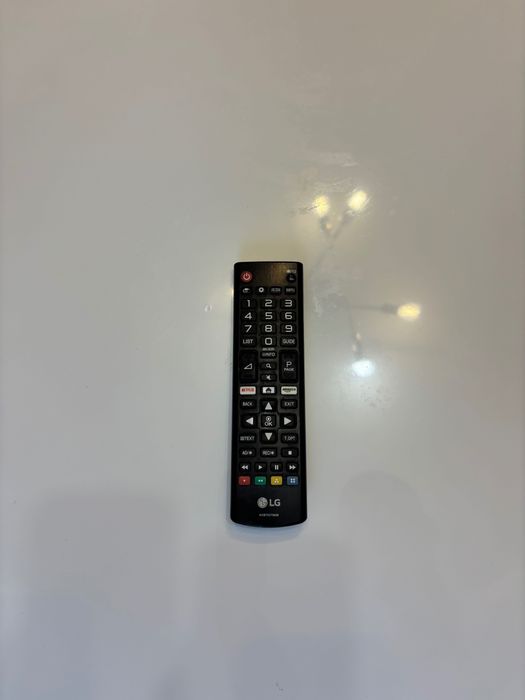 Телевизор LG 32”
