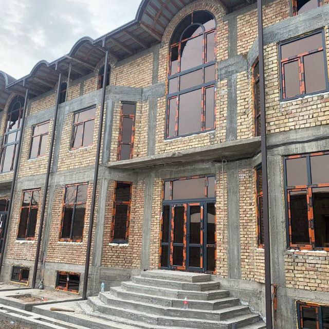 Akfa sfatli va xamyonbob eshik romlar