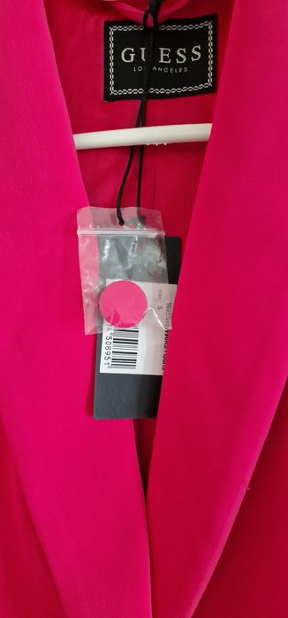 Цикламено сако  Guess