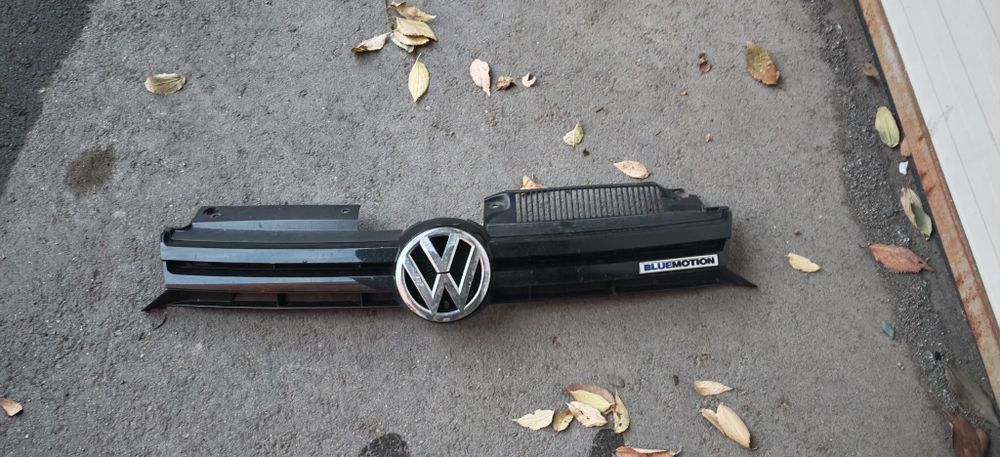 Декоративна решетка за Golf 6