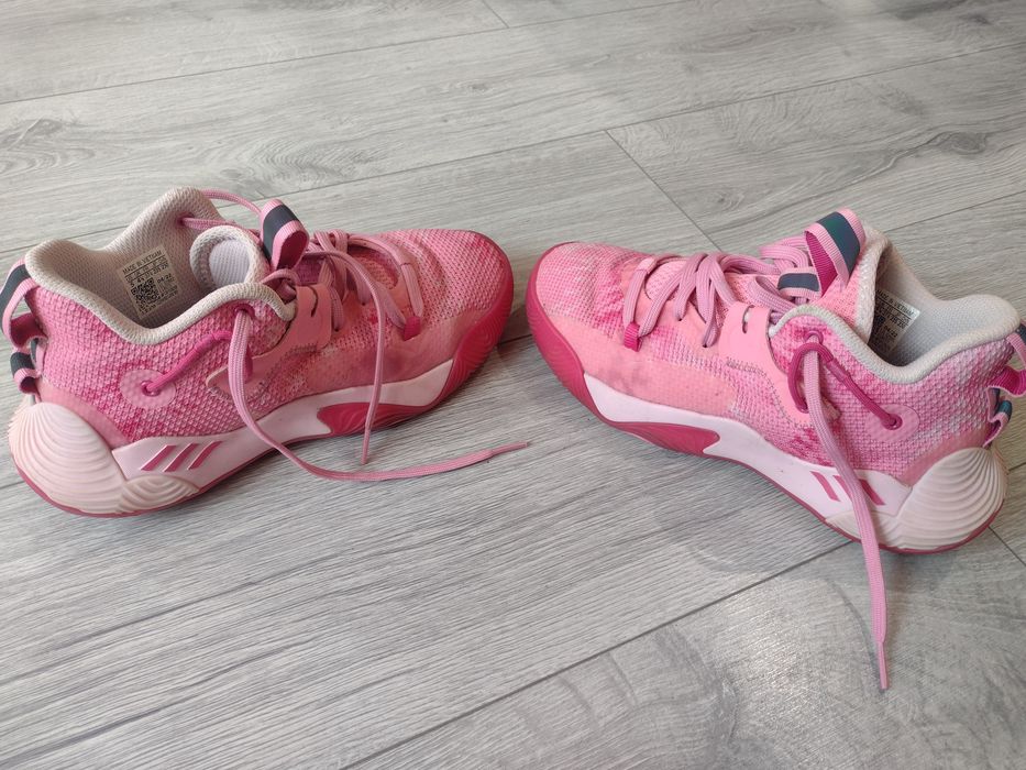 Маратонки Adidas 36,5