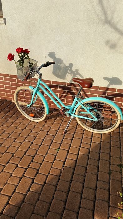 Bicicletă fete BTWIN 500 – 24”, 9-12 ani – Stare excelentă!