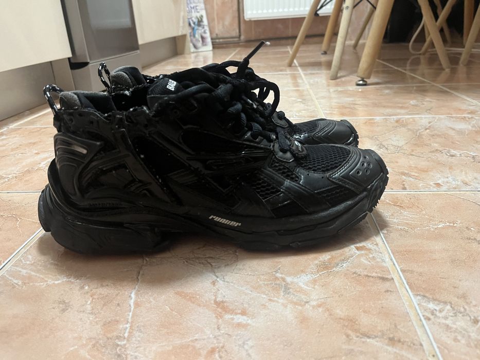 Balenciaga Runner