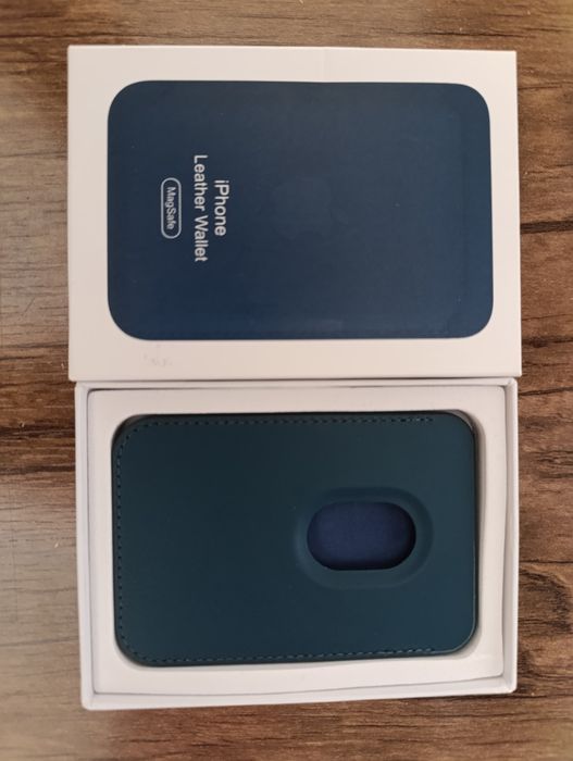 iPhone Leather Wallet (Magsafe).