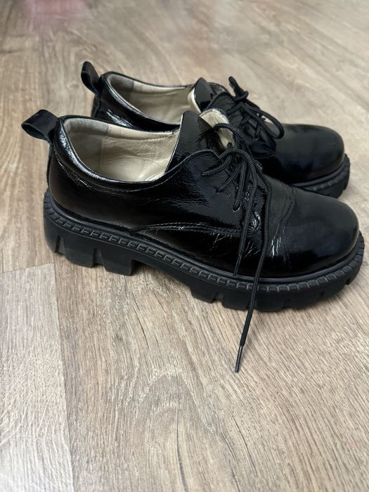 Школьные туфли для девочки