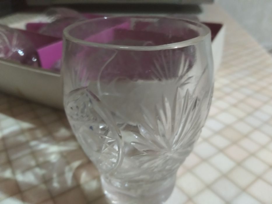 Рюмки стаканы хрустальные и простые