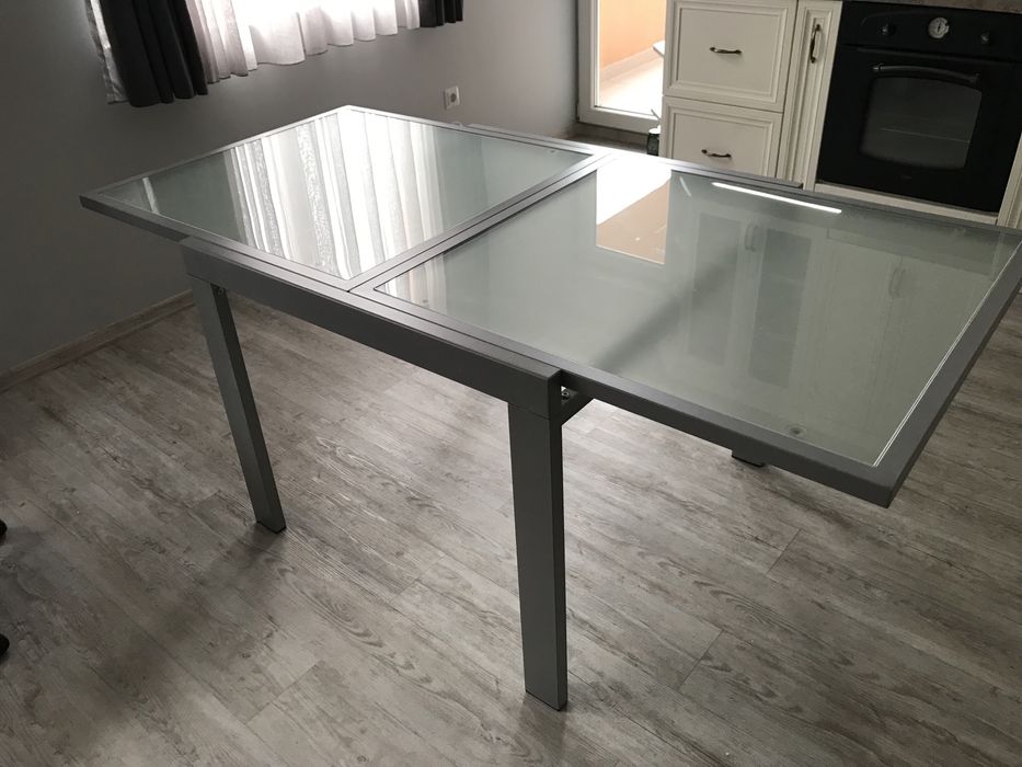 Разтегателна Трапезна маса