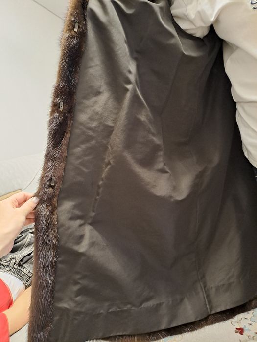 Продам норковую шубу