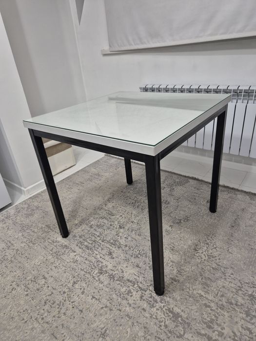 Стол квадратный 80×80