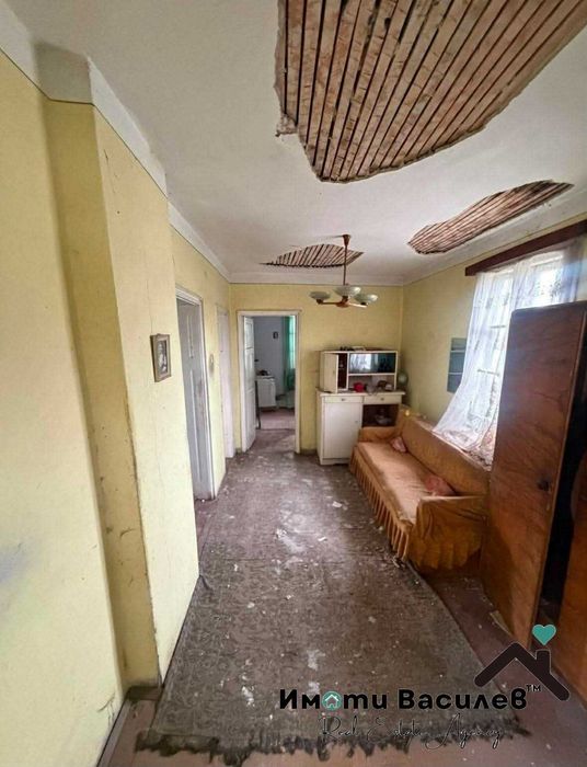 Продава се Къща в София, Център - 65 кв.м за 785 €/кв.м - Снимка #2