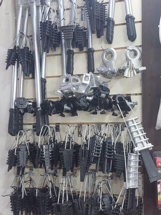 Зажим для сип провод кабель есть