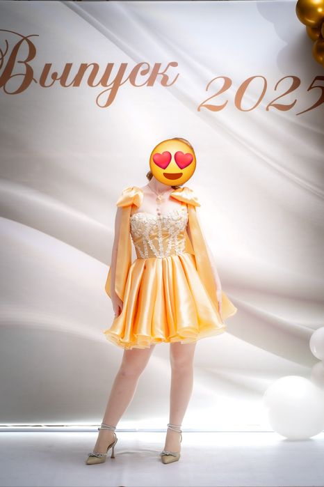 Платье нарядное для девушки