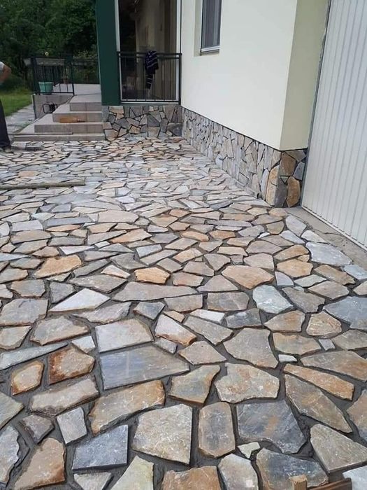 Piatra naturala de munte si montaj profesional