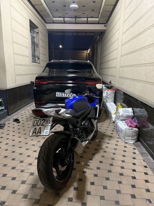 Продается мотоцикл Suzuki gsxr 600