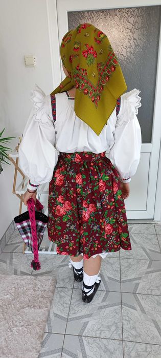 Sumna cu model floral