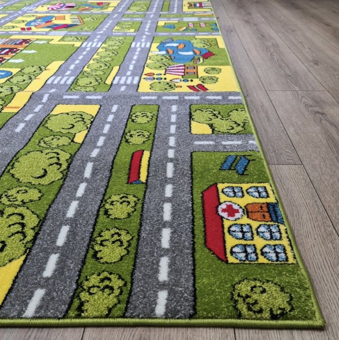 Продам ковер в детскую комнату