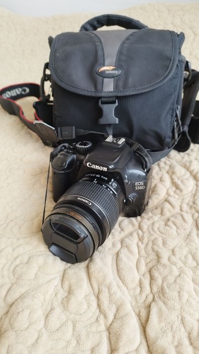 Зеркальный фотоаппарат