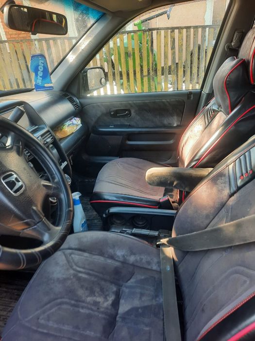 Продам машину HONDA- CR- V