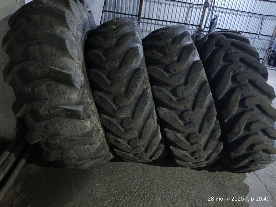 Продам шины с камерами 16-9-28