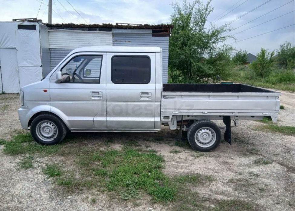 Продам бортовой грузовик
