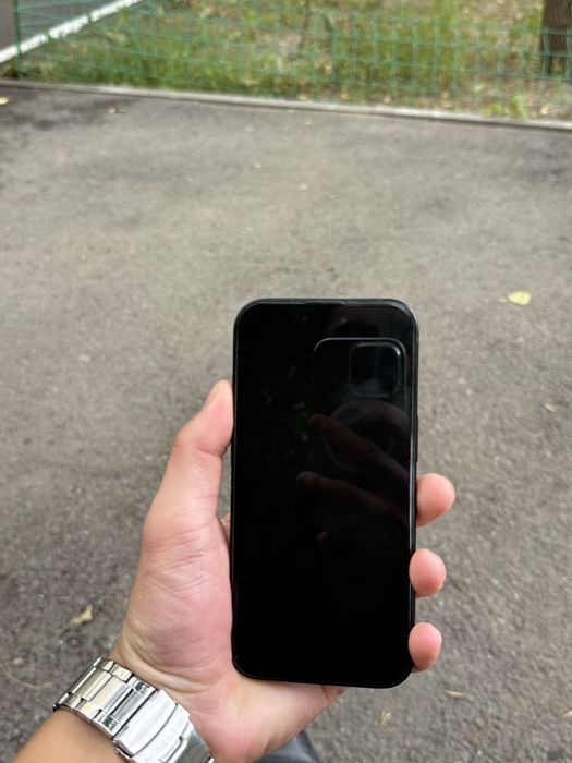 Срочная продажа Iphone 15